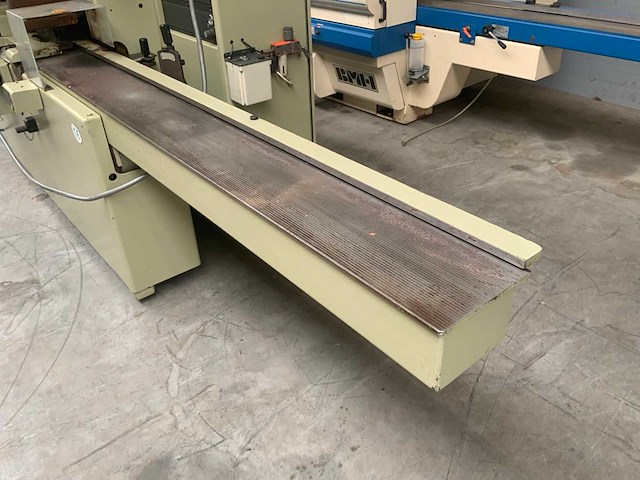 1995 scm compact 23 vierzijdige profileer schaafbank - afbeelding 9 van  10