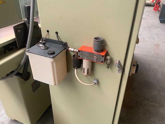 1995 scm compact 23 vierzijdige profileer schaafbank - afbeelding 10 van  10