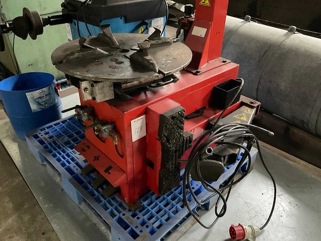 1995 sice s409 banden de-en montageapparaat - afbeelding 1 van  6