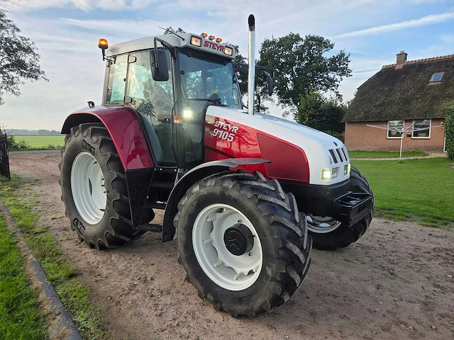1995 steyr 9105 vierwielaangedreven landbouwtractor - afbeelding 1 van  15