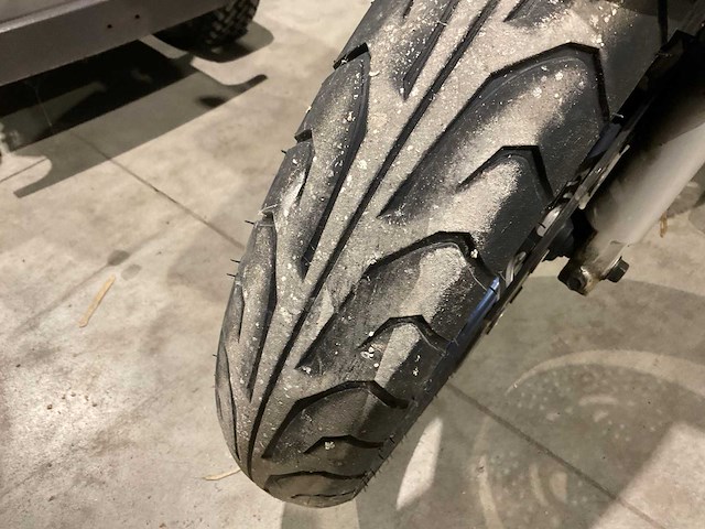 1995 suzuki tour gn72a motorfiets - afbeelding 2 van  15