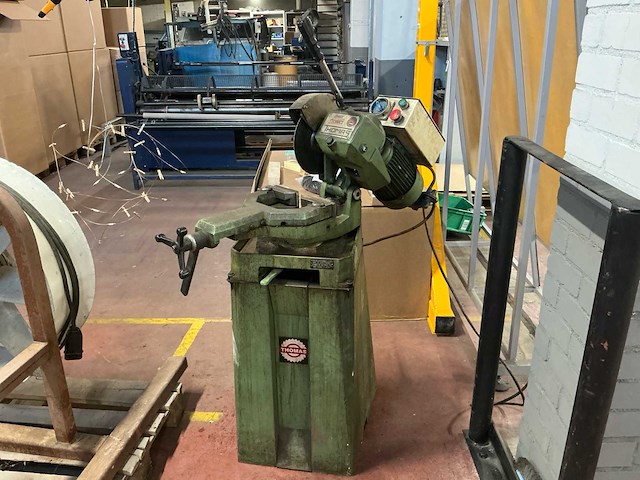 1995 thomas s.p.a. 5/95 model; 250 tdv afkortcirkelzaagmachine - afbeelding 1 van  16