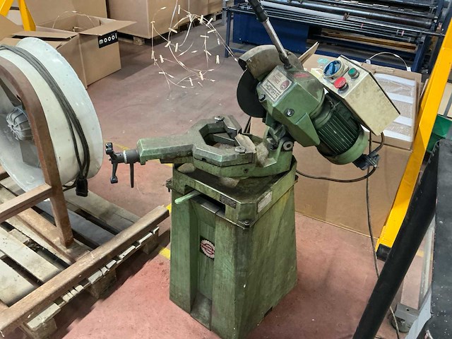 1995 thomas s.p.a. 5/95 model; 250 tdv afkortcirkelzaagmachine - afbeelding 9 van  16