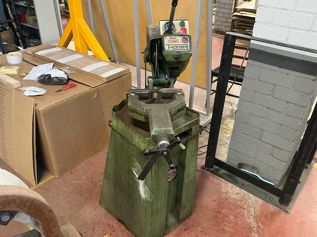 1995 thomas s.p.a. 5/95 model; 250 tdv afkortcirkelzaagmachine - afbeelding 12 van  16
