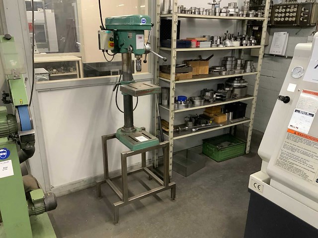 1995 tnw 13r tafelboormachine - afbeelding 1 van  3