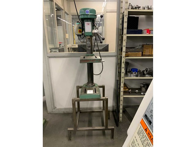 1995 tnw 13r tafelboormachine - afbeelding 2 van  3