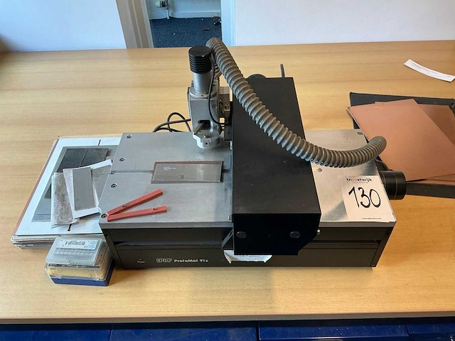 1995 upkf protomat 91s printplaat frees boor machine - afbeelding 1 van  7