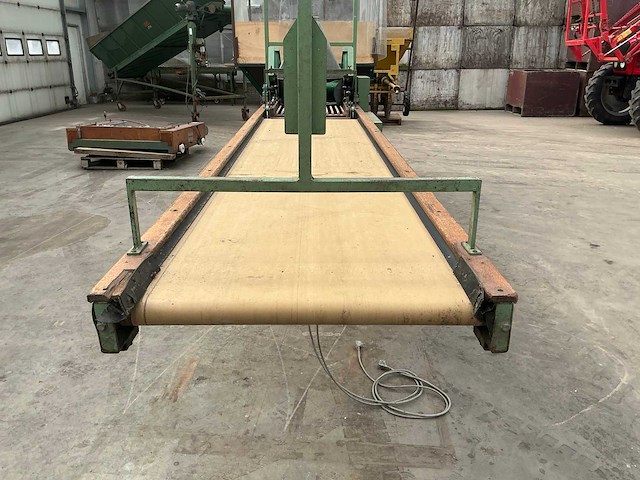 1995 van nobelen 21-020 leesband met opvoerelevator en voor sortering - afbeelding 10 van  14