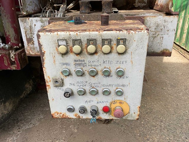 1995 vecoplan vaz 300/250 houtshredder - afbeelding 9 van  13