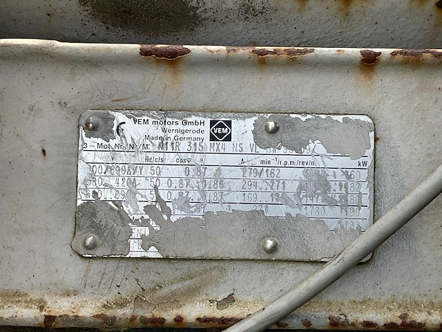 1995 vecoplan vaz 300/250 houtshredder - afbeelding 12 van  13