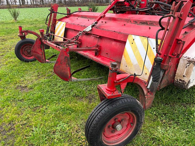 1995 vervaet t17 bietenrooier - afbeelding 11 van  64