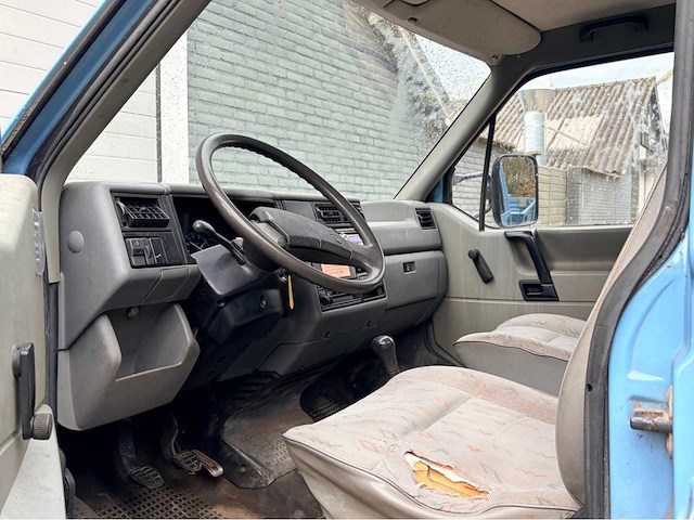 1995 volkswagen transporter 2.4 d 332 pick up benzine personenauto - afbeelding 2 van  11