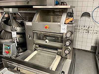 1995 werner & pfleiderer bm 51 b deegopmaak- & langmaakmachine - afbeelding 1 van  1