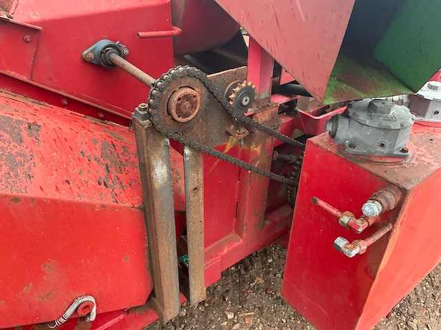 1995 zelfbouw oogstmachine / eikel opraapmachine - afbeelding 3 van  28