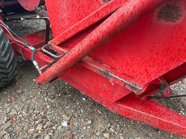 1995 zelfbouw oogstmachine / eikel opraapmachine - afbeelding 10 van  28