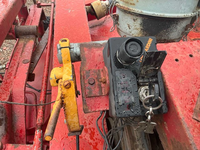 1995 zelfbouw oogstmachine / eikel opraapmachine - afbeelding 15 van  28