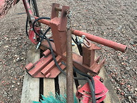 1995 zelfbouw oogstmachine / eikel opraapmachine - afbeelding 20 van  28