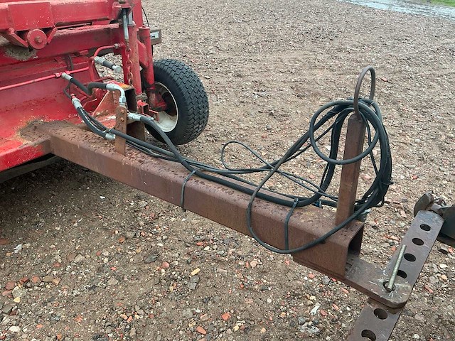 1995 zelfbouw oogstmachine / eikel opraapmachine - afbeelding 24 van  28