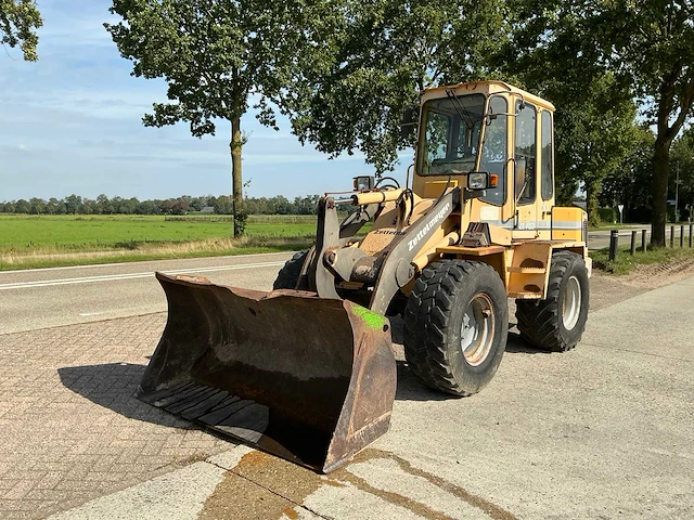 1995 zettelmeyer zl702 shovel - afbeelding 12 van  42