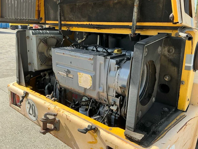 1995 zettelmeyer zl702 shovel - afbeelding 24 van  42