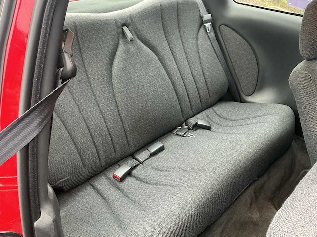 1996 - pontiac - sunfire - personenauto - afbeelding 8 van  11