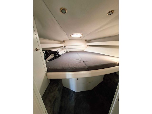 1996 -sunseeker apache 45 - motorjacht - afbeelding 24 van  31