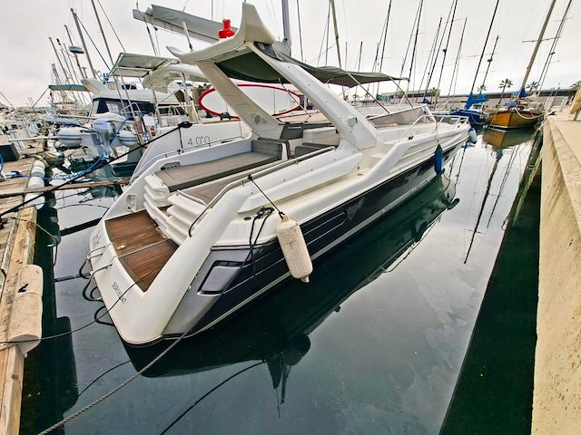 1996 -sunseeker apache 45 - motorjacht - afbeelding 23 van  31