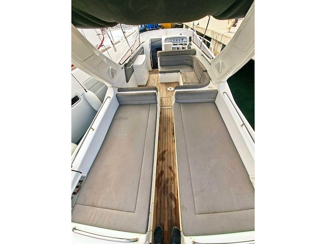 1996 -sunseeker apache 45 - motorjacht - afbeelding 29 van  31