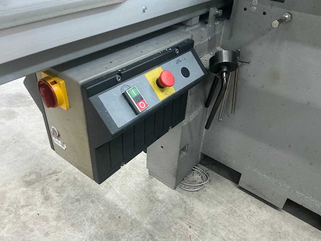 1996 altendorf f90 formaatcirkelzaagmachine - afbeelding 14 van  14