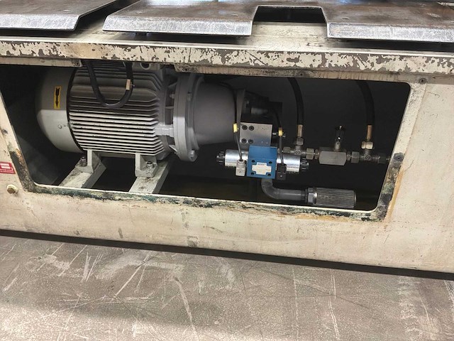 1996 baykal hgl 2600/8 hydraulische guillotineschaar - afbeelding 6 van  17
