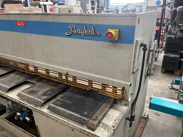 1996 baykal hgl 2600/8 hydraulische guillotineschaar - afbeelding 4 van  17