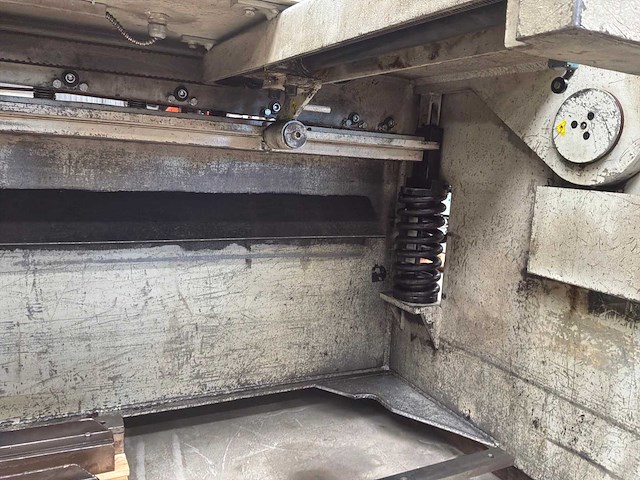 1996 baykal hgl 2600/8 hydraulische guillotineschaar - afbeelding 17 van  17