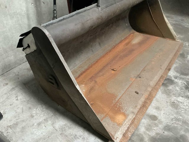 1996 beco slotenbak sb2011 graafbak / kantelbak - afbeelding 6 van  7