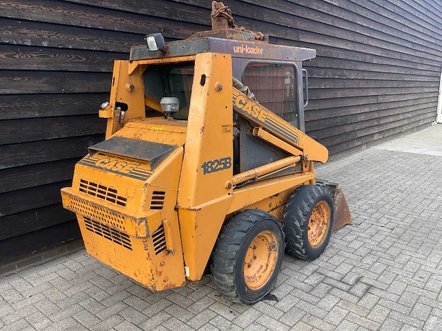 1996 case 1825 b schranklader - afbeelding 8 van  9