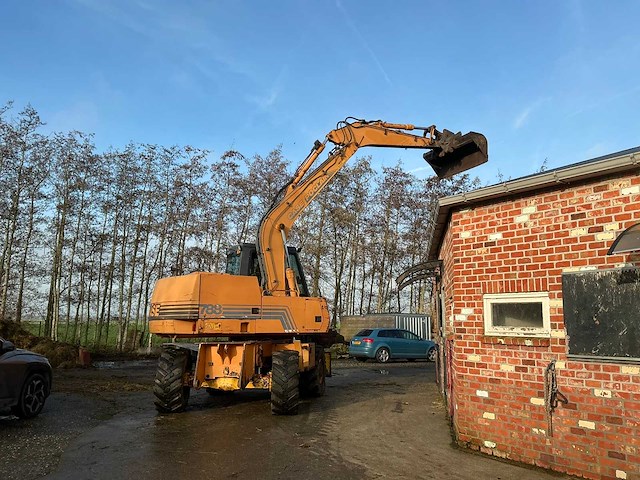 1996 case 788 powersensor banden graafmachine - afbeelding 43 van  52
