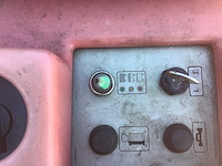 1996 compact 1150r zelfrijdende veegmachine - afbeelding 6 van  7