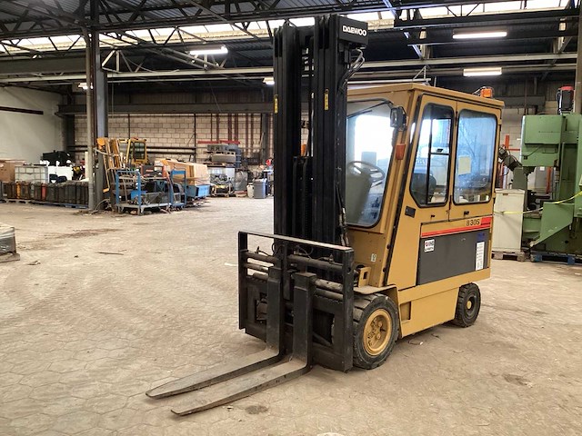 1996 daewoo b 30 s vorkheftruck - afbeelding 11 van  12