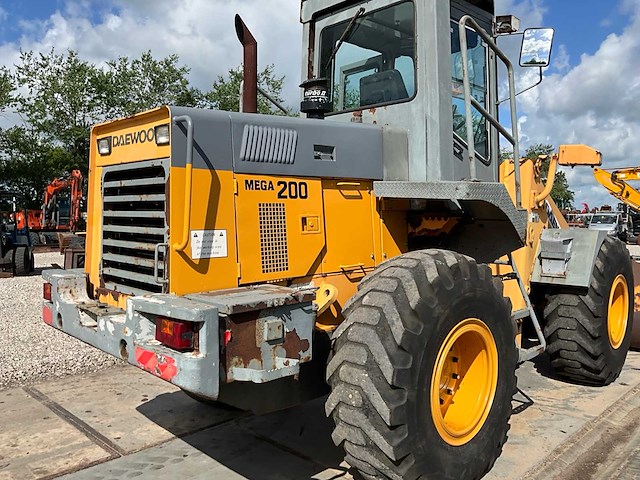 1996 daewoo mg200 shovel - afbeelding 4 van  31