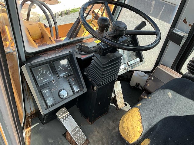1996 daewoo mg200 shovel - afbeelding 17 van  31