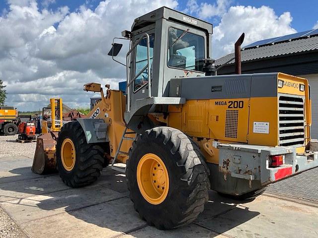 1996 daewoo mg200 shovel - afbeelding 30 van  31
