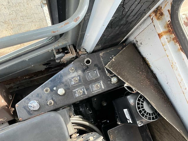 1996 daewoo mg200 shovel - afbeelding 25 van  31