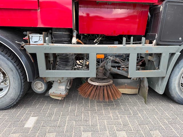 1996 daf 65.180 ati mmbs veegwagen – johnston – 45 km/u - afbeelding 7 van  23