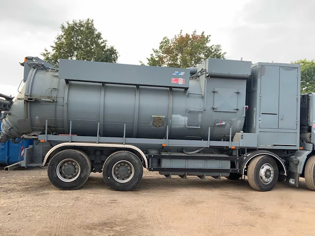 1996 daf 85 330ati 8x4 industrieel reinigingsvoertuig - afbeelding 39 van  42