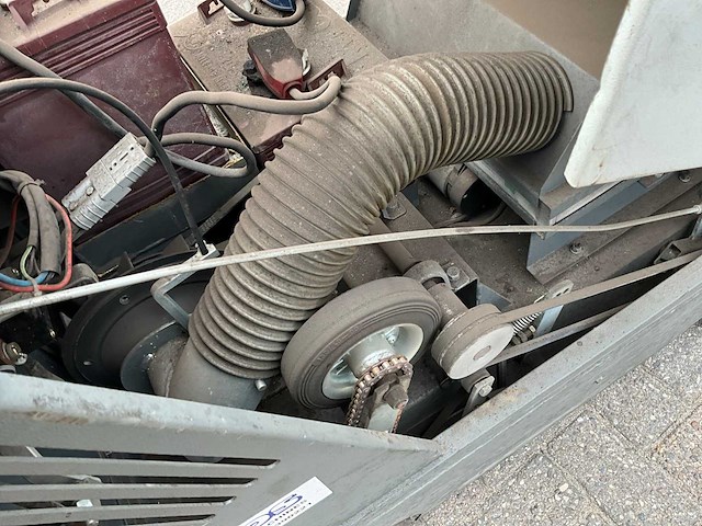 1996 d.d.v 90et veegmachine - afbeelding 10 van  11