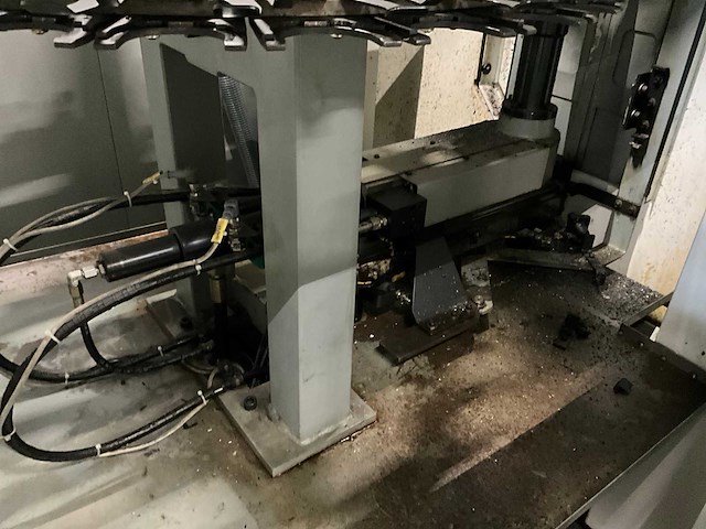 1996 deckel maho dmc70v 3-assig cnc verticaal bewerkingscentrum - afbeelding 9 van  37