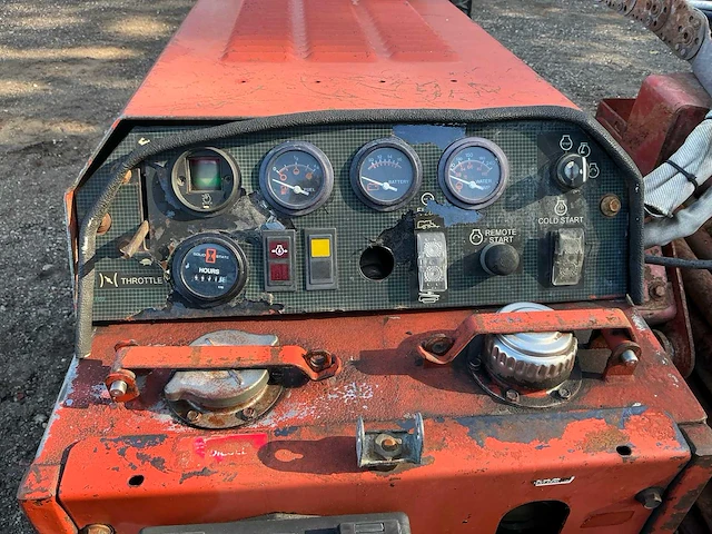1996 ditch witch jt 820 mobiele boorinstallatie - afbeelding 10 van  32