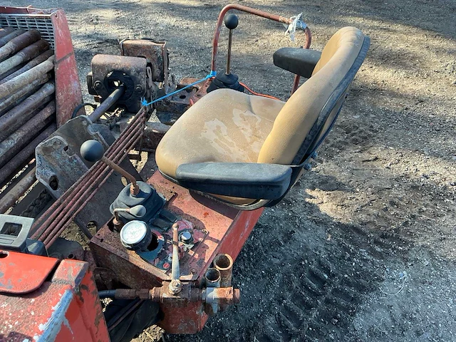 1996 ditch witch jt 820 mobiele boorinstallatie - afbeelding 11 van  29