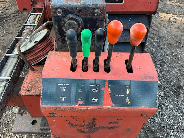 1996 ditch witch jt 820 mobiele boorinstallatie - afbeelding 5 van  32