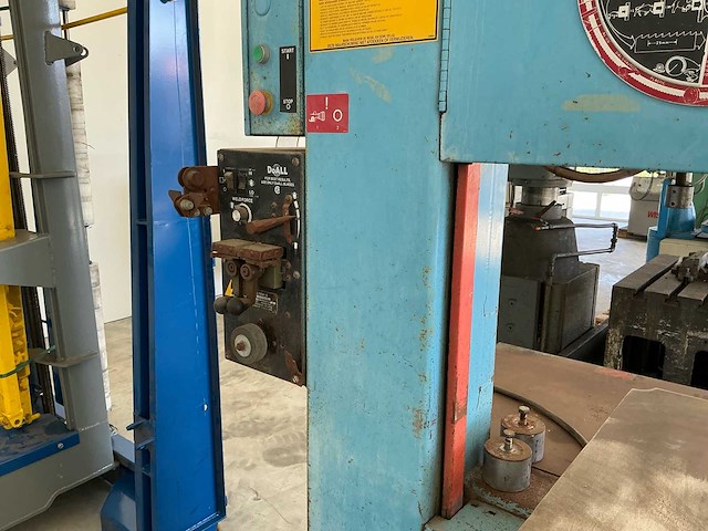 1996 doall 2013-v metalen horizontale bandzaagmachine - afbeelding 8 van  11
