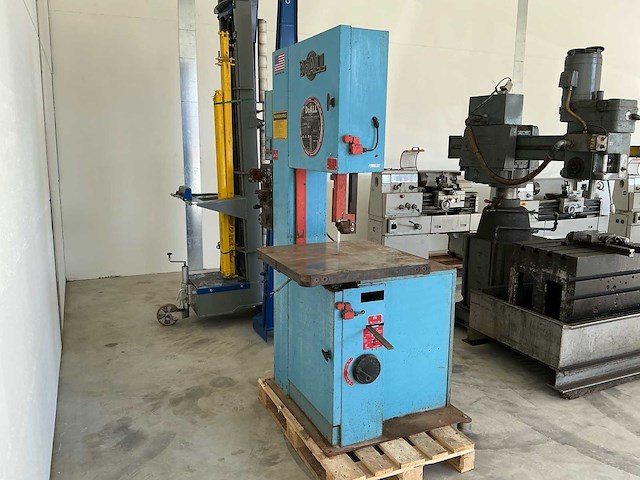 1996 doall 2013-v verticale bandzaagmachine - afbeelding 4 van  11